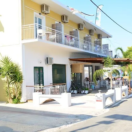 Cavo D' Oro Complex Apartman Kávosz