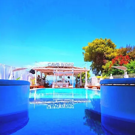 Cavo D' Oro Complex 公寓