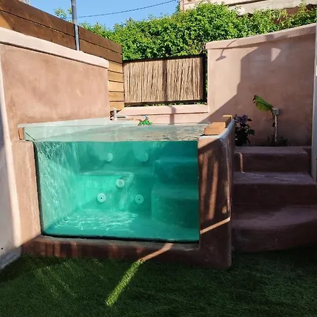 Cavo D' Oro Complex カボス