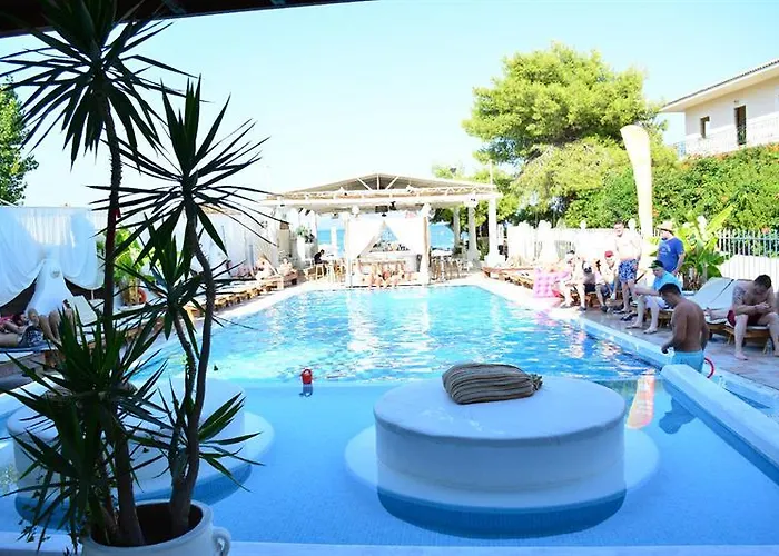 Cavo D' Oro Complex 카보스