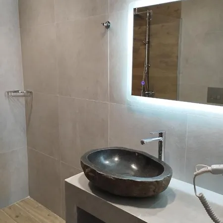 Cavo D' Oro Complex *